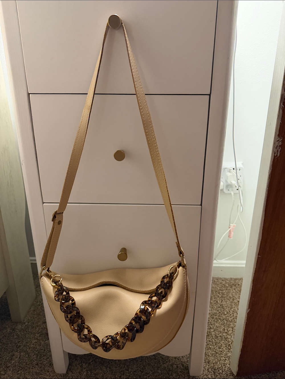 Portland Leather Comoany Cream Crossbody Bag with Tortoiseshell Chain